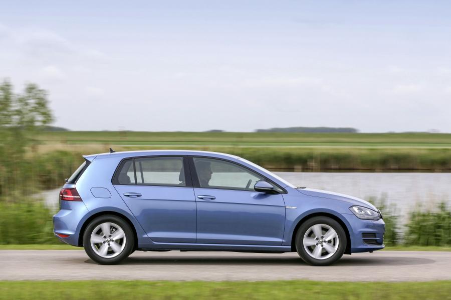  Volkswagen Golf TSI BlueMotion 5-Door 2015 года  (фото 17 из 18)